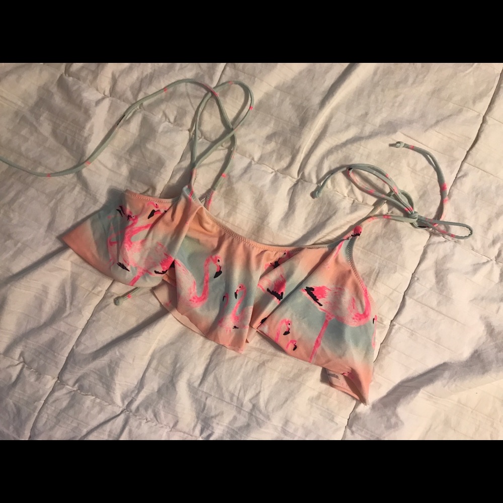 Victoria’s Secret PINk flowey flamingo bikini top